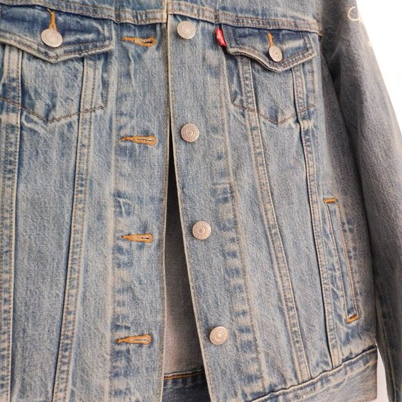 Levi's California Dreamin' Blue Demin Embroidered Jean Jacket Size XS - Picture 5 of 11